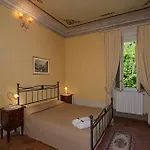 La Perla Hotel