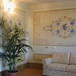 Hotel La Perla 2*