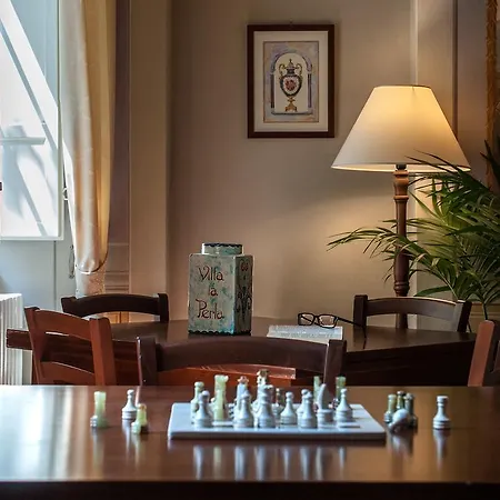 La Perla Hotel 2*
